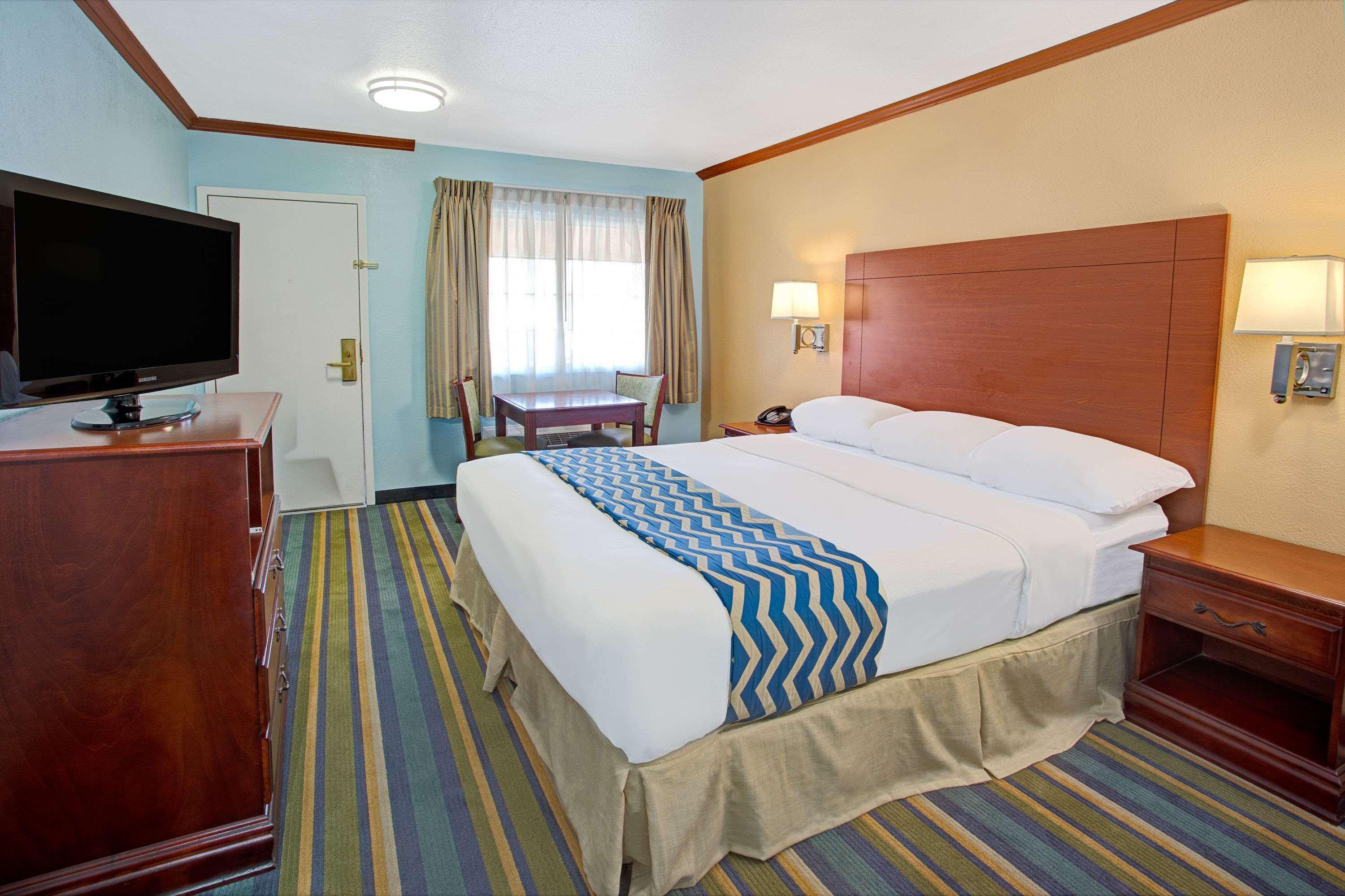 Travelodge By Wyndham Bishop Luaran gambar